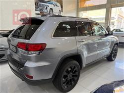 جیپ گراند شیرۆکی